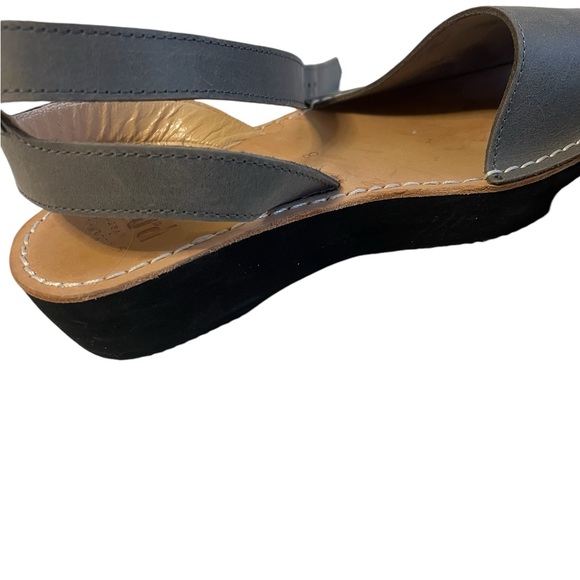 Pons Mediterranean Grey size 8 gently worn - Picture 8 of 9